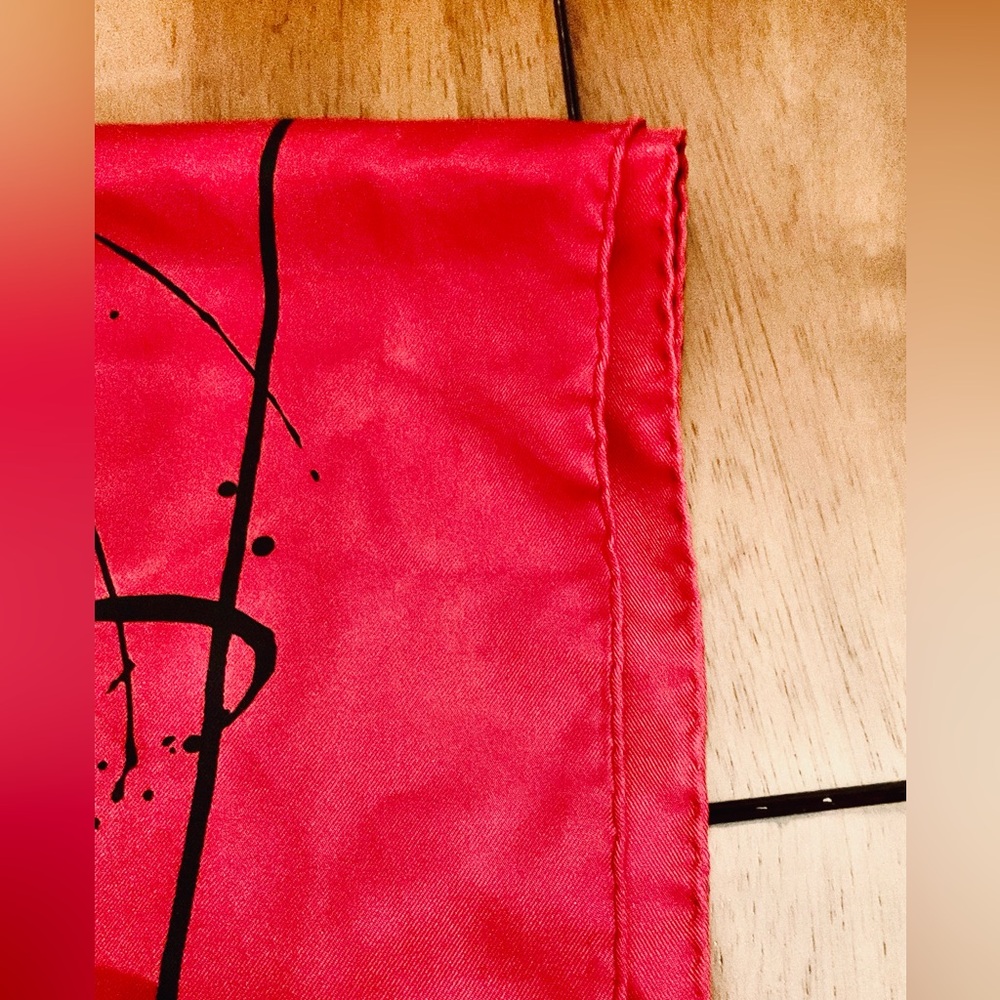 Hermes ” Cheval Surprise’ Red and black by Dimitri R with Box - Picture 7 of 17